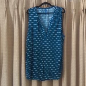 Women's 2X Sleeveless Shirt